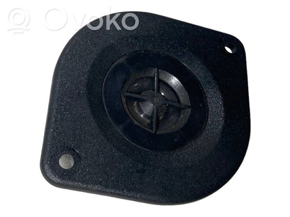 Augsto frekvenču skaļrunis (-i) priekšējās durvīs