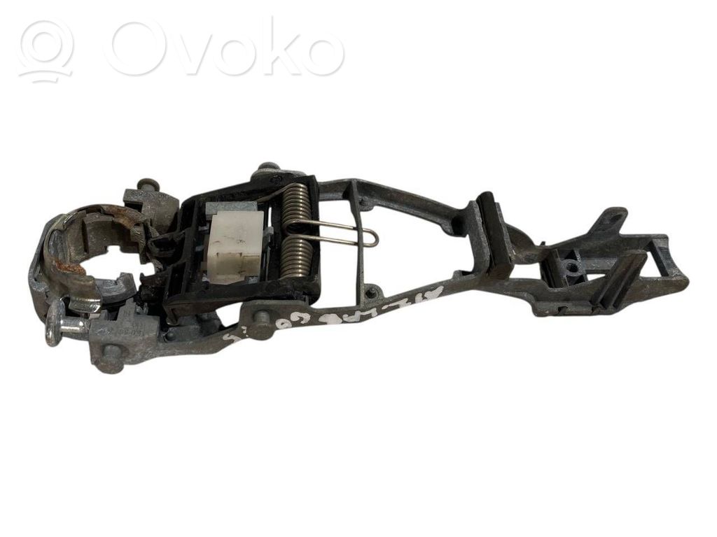 Aizmugurē turētājs / kronšteins ārējam atvēršanas rokturim