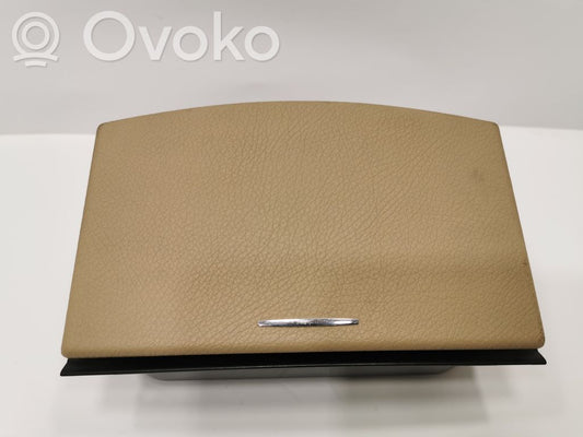 Подстаканник (спереди)