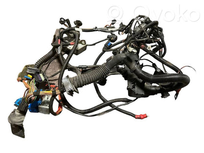 Dzinēja vadu instalācija