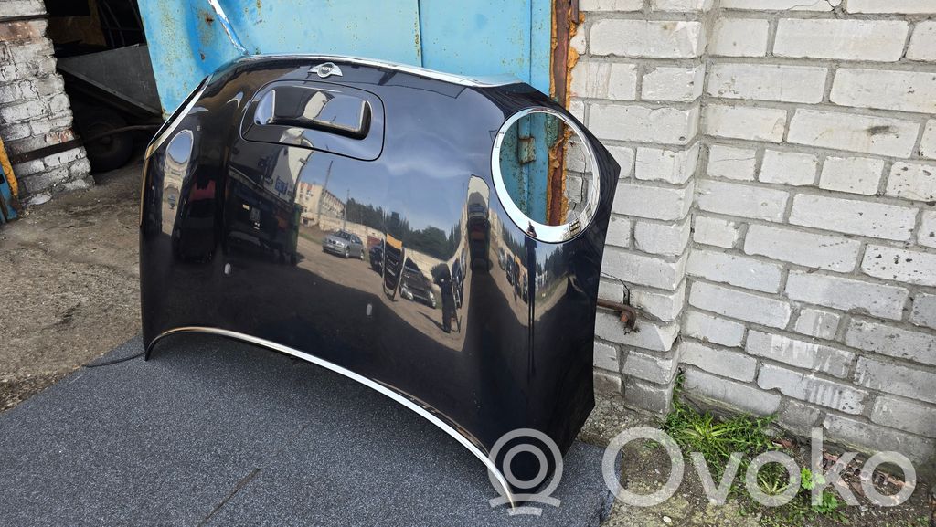 Dzinēja pārsegs (vāks)