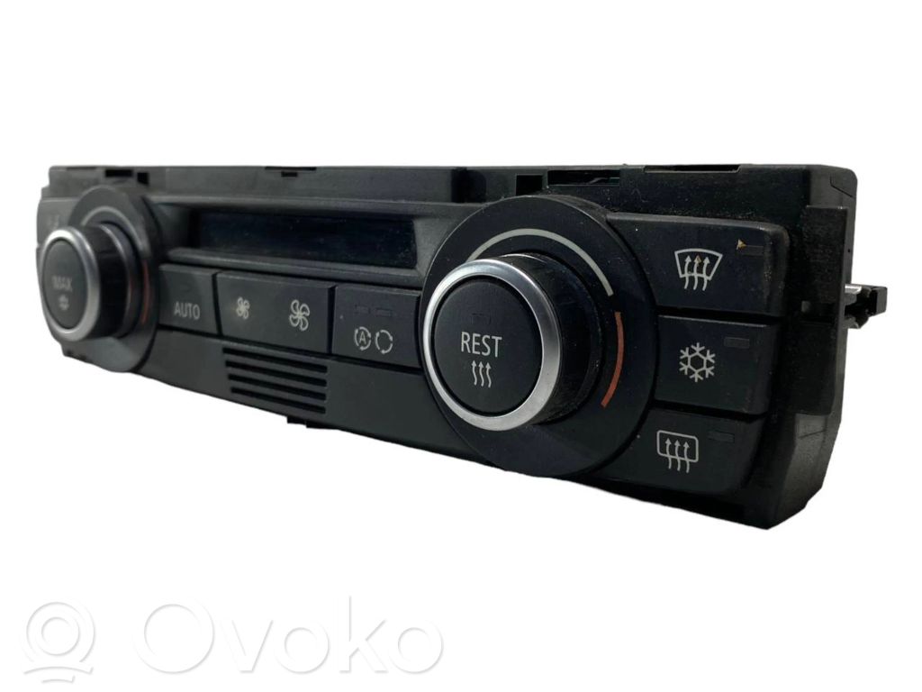 Air conditioning / climate control / interior heating control unit (in the passenger compartment)