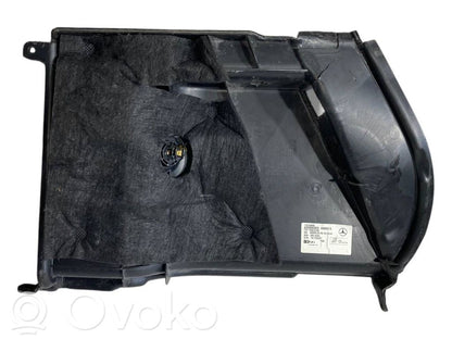 Side decorative trim panel