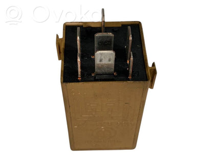 Logu tīrītāju relejs