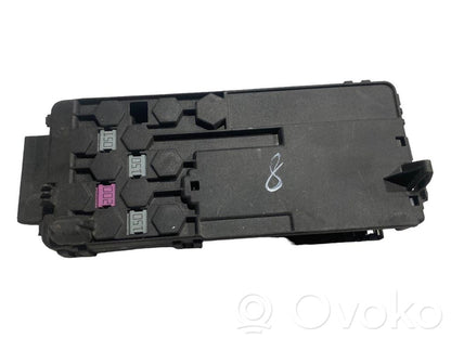 Positive wire connection assembly