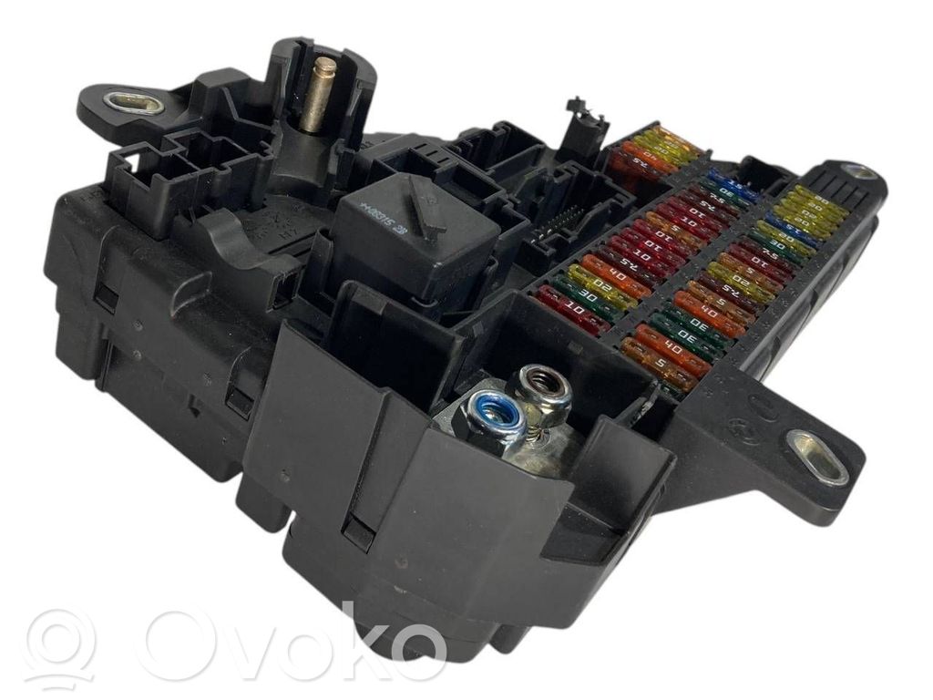 Блок предохранителей