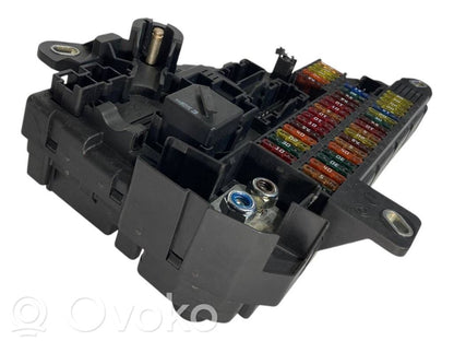 Блок предохранителей