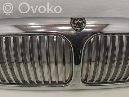 Priekšējais režģis