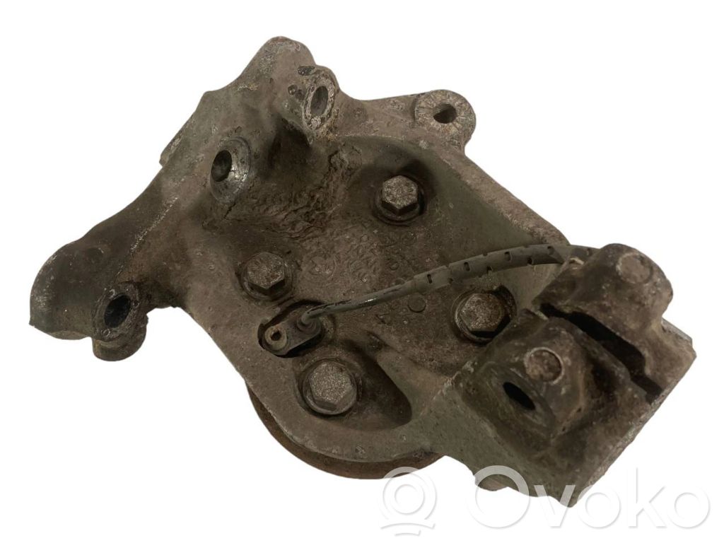 Front wheel hub shaft joint (stupica, capfa)