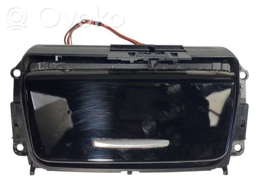 Пепельница (передняя)