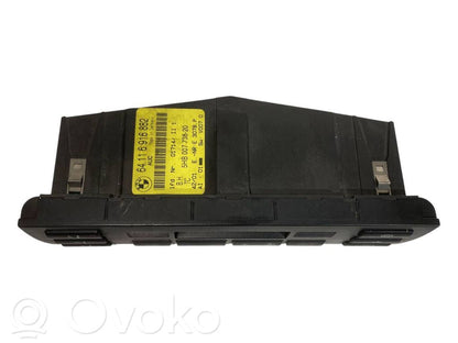 Gaisa kondicioniera / klimata kontroles / salona apsildes vadības bloks (salonā)