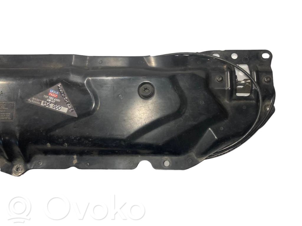 Верхняя часть панели радиатора (телевизор)