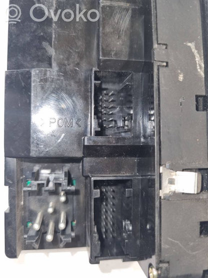 Power window switch