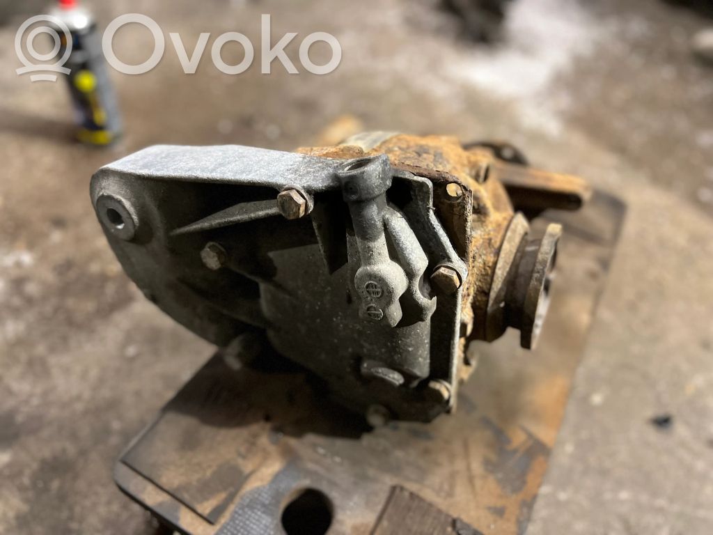 Aizmugurējais reduktors