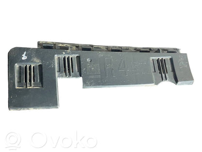Rear bumper mounting bracket