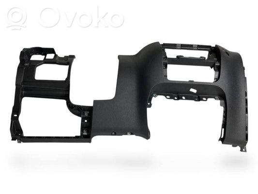 Paneļa dekoratīvās apdares vairogs (apakšējais)