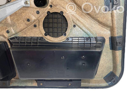 Отделка передней двери