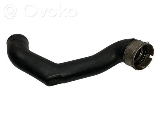 Шланг(и)/труба(ы) интеркулера