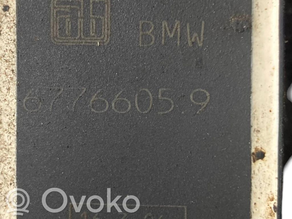 Augstuma sensors (priekšējo lukturu)