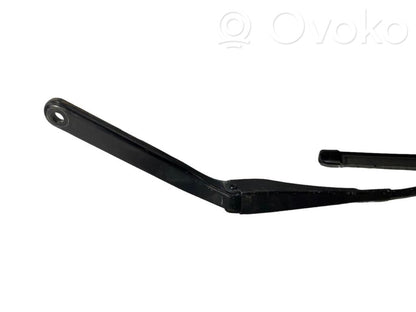 Windshield wiper arm