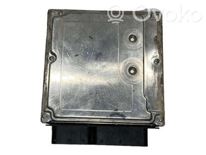 Dzinēja vadības bloks