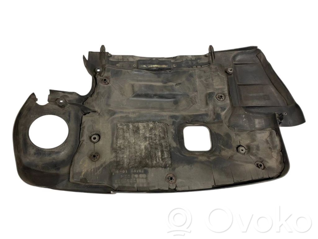 Крышка двигателя (декоративная отделка)