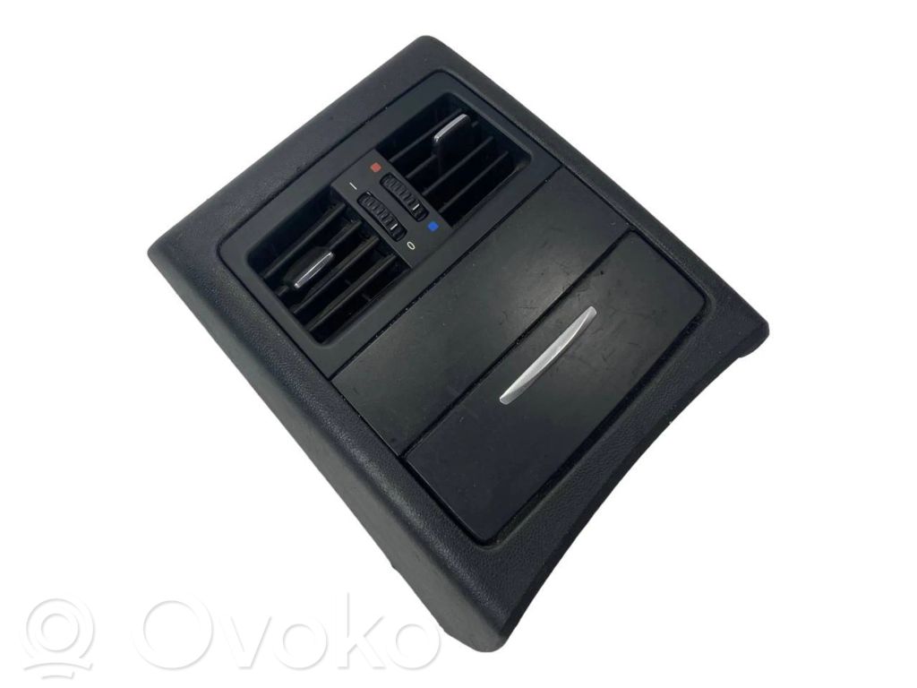 Задняя воздухо-вентиляционная решетка