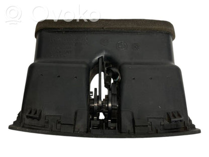 Aizmugurējā gaisa - ventilācijas reste