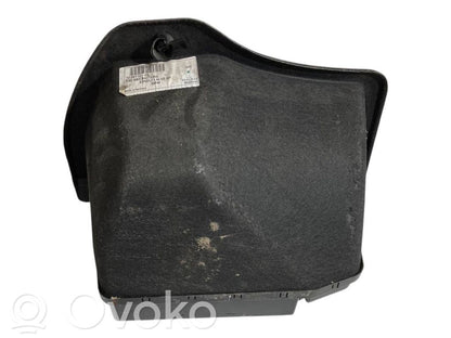 Mantu nodalījums stumbrs