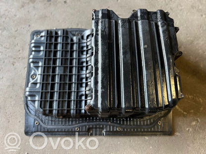 Trunk storage compartment