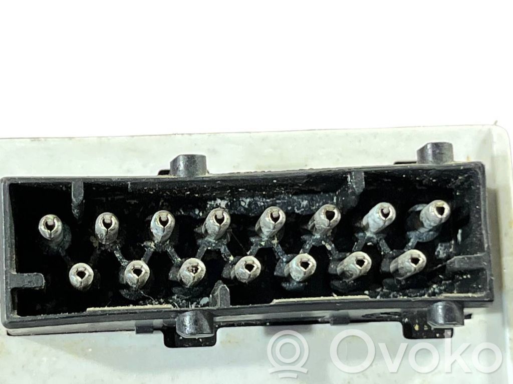 Trailer hitch control unit