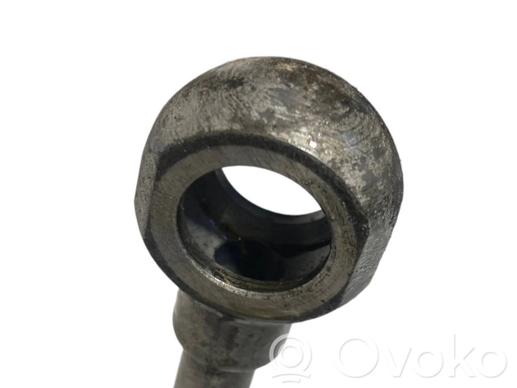 Stūres pastiprinātāja šļūtene (-es) / caurulīte (-es)