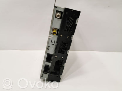 Radio / CD/DVD atskaņotājs / navigācija