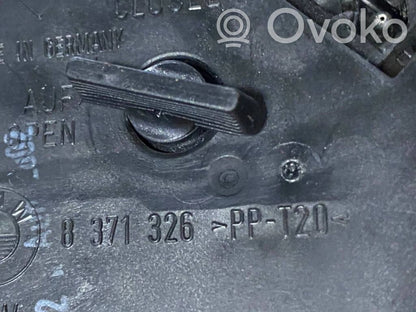 Rear lamp cover holder