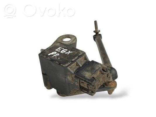 Augstuma sensors (priekšējo lukturu)