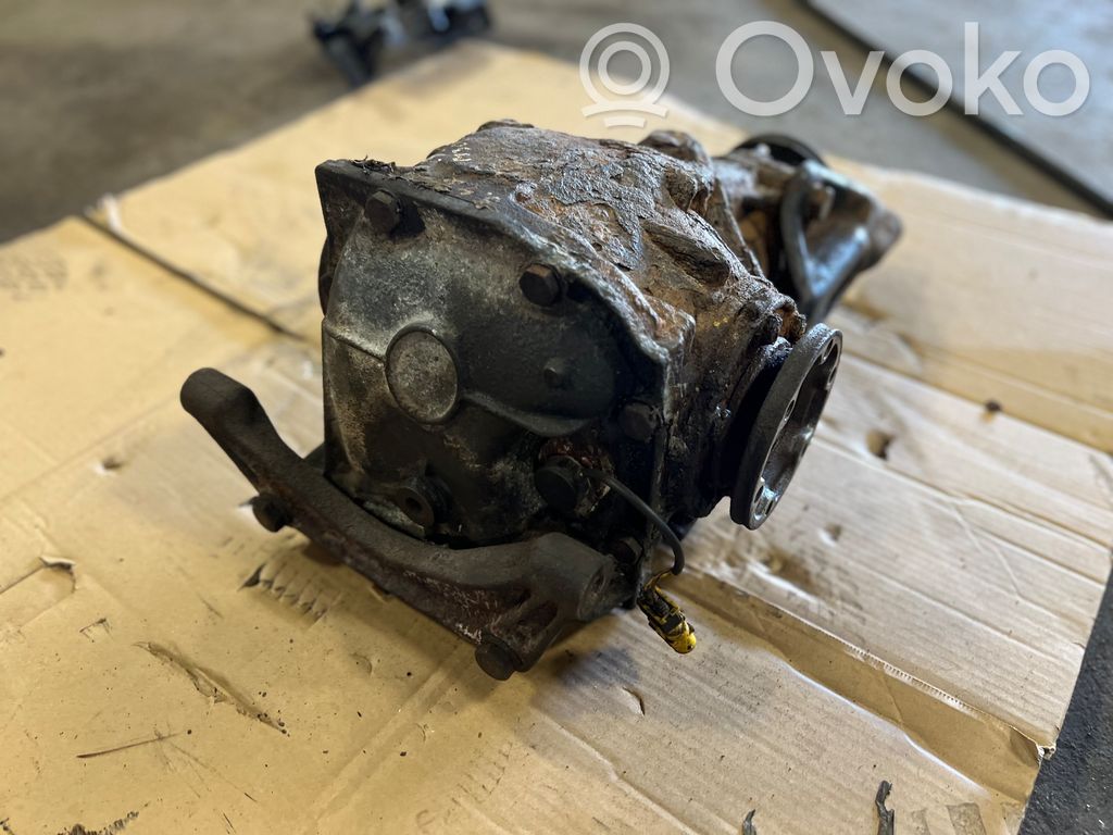 Aizmugurējais reduktors