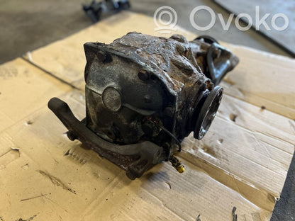 Aizmugurējais reduktors