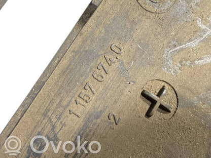 Stūres ass dekoratīvā apdare