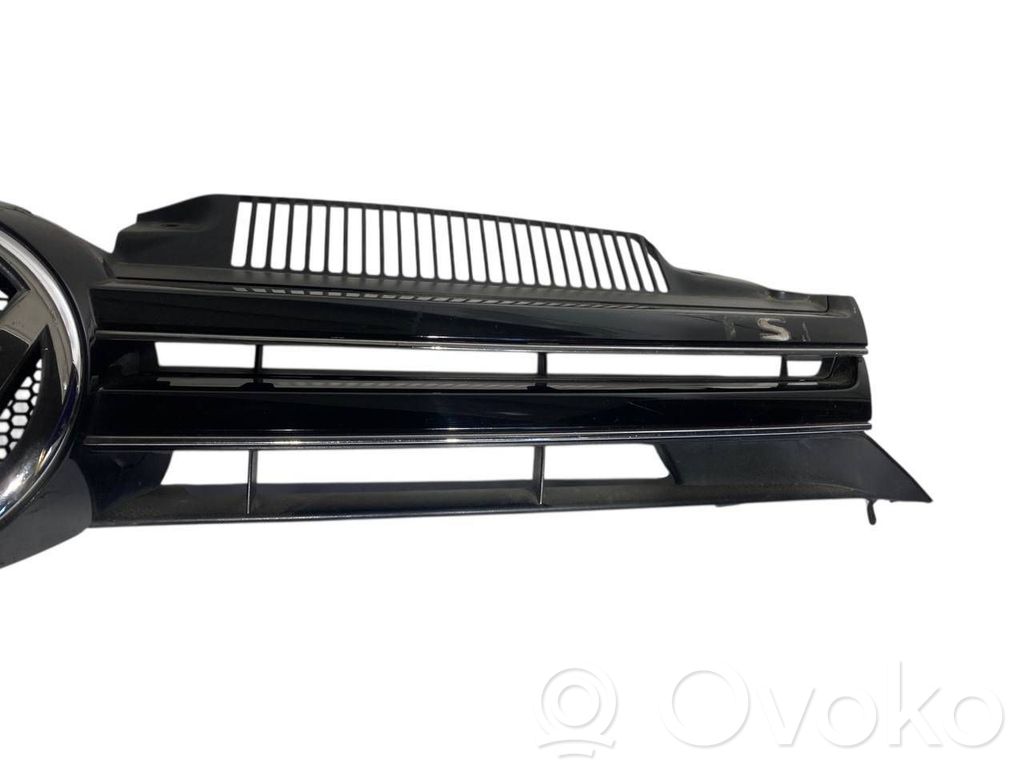 Priekšējais režģis