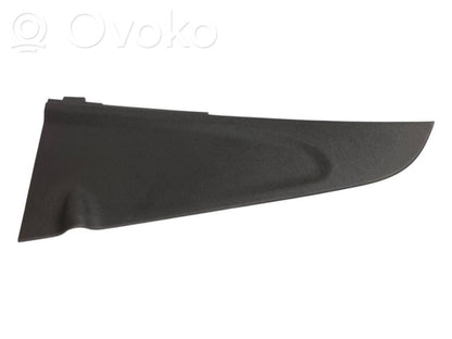 Sānu dekoratīvā apdare (priekšā)