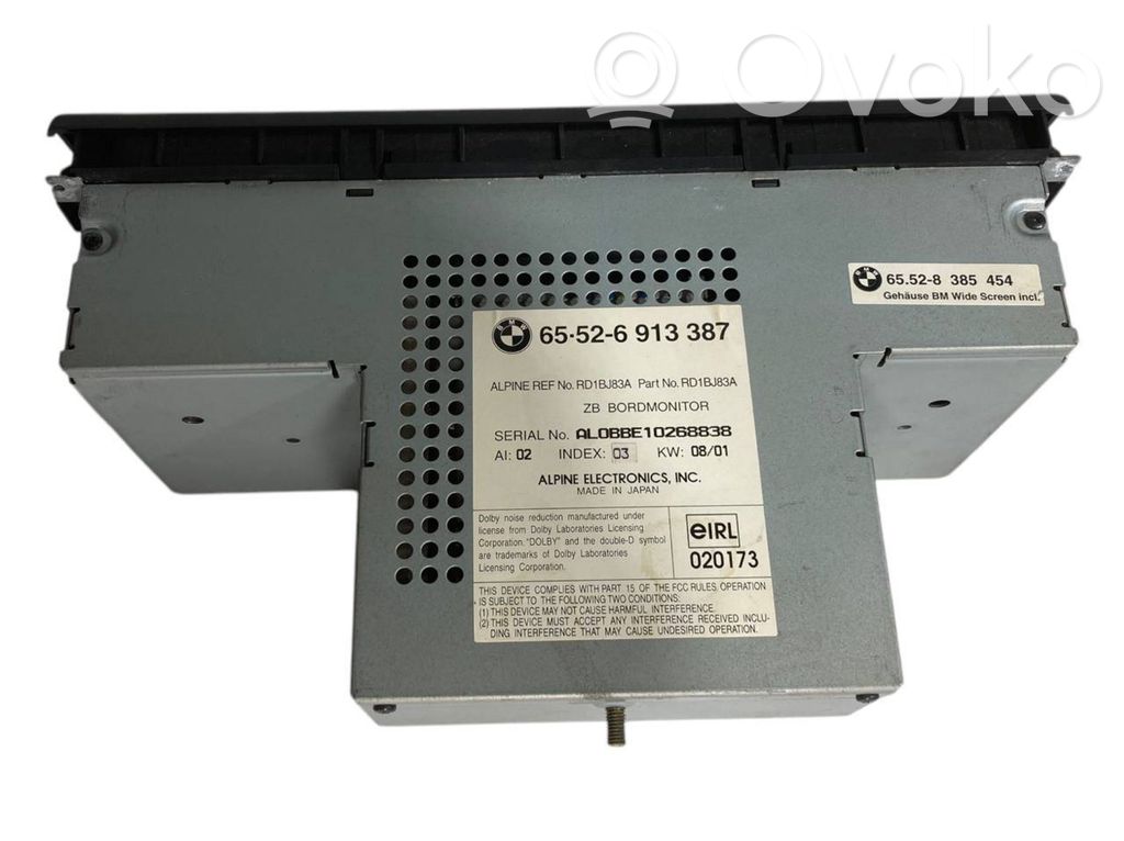 Radio / CD/DVD atskaņotājs / navigācija