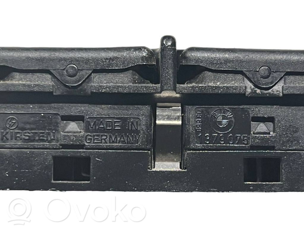 Elektrisko logu slēdzis