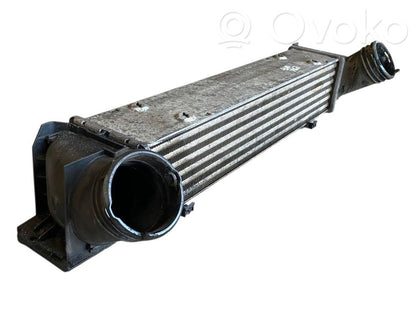 Starpdzesētāja radiators