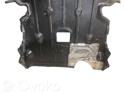 Dzinēja apakšas aizsargs