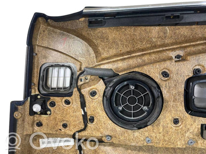 Priekšējo durvju apdare