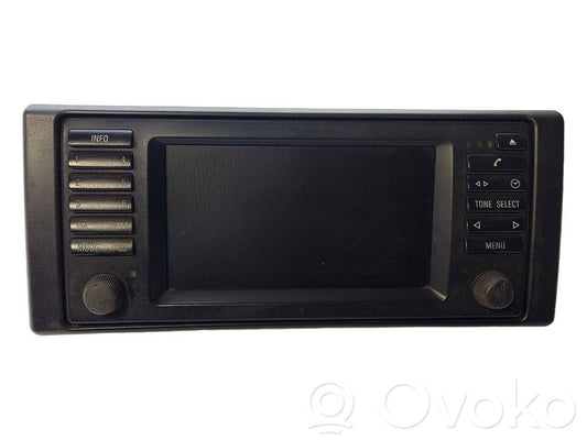 Radio / CD/DVD atskaņotājs / navigācija