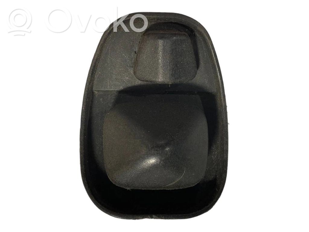 Sānu spoguļu slēdzis