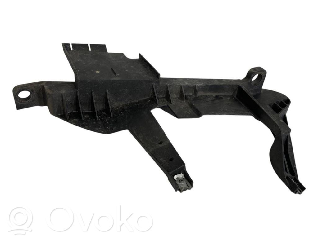 Priekšējā luktura turētājs