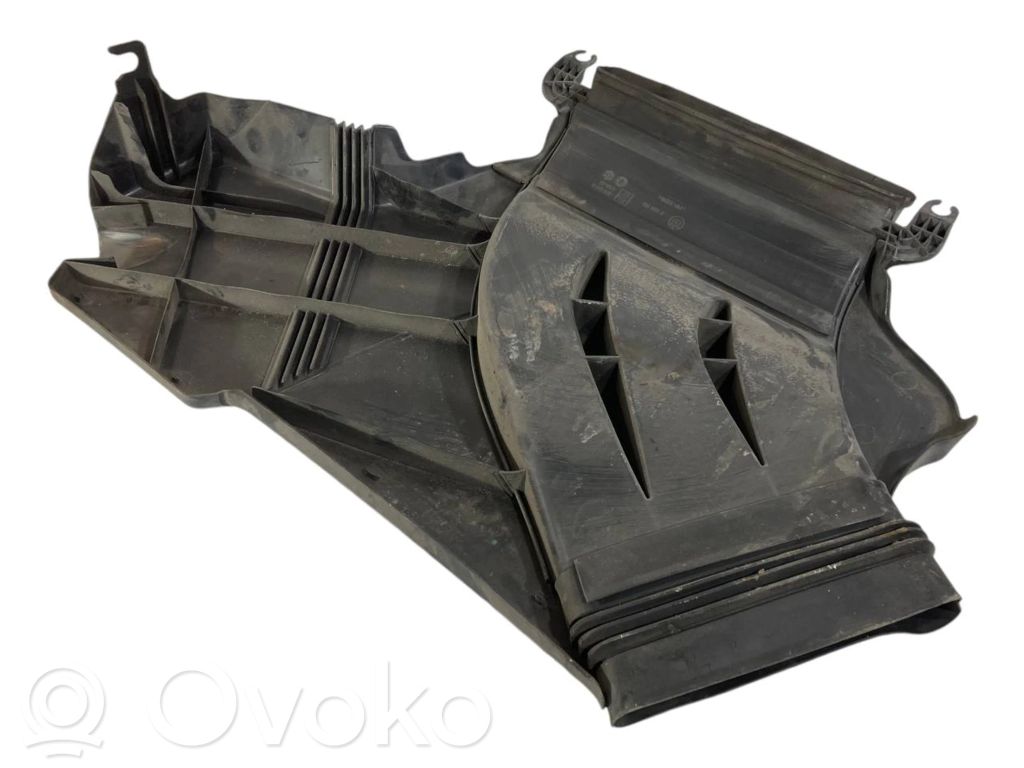 Крышка двигателя (декоративная отделка)