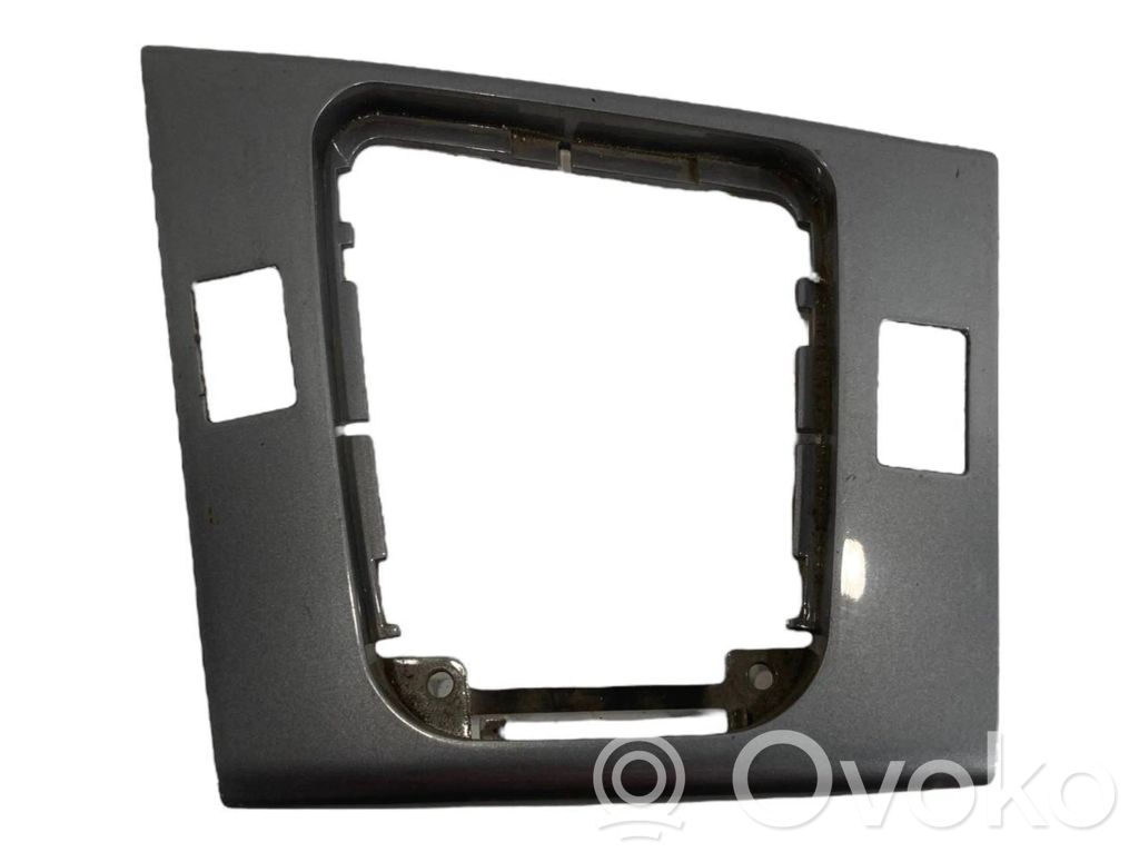 Gear shift lever decorative trim (plastic)